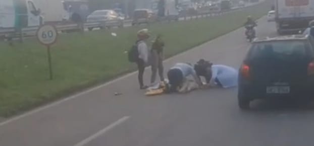  Motociclista cai na Dom Gabriel, na pista sentido Itupeva 
